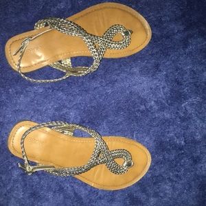 MERONA  women’s 6 1/2 Jana thong sandals